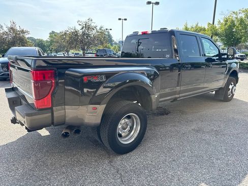 Used 2022 Ford F350 King Ranch w/ King Ranch Ultimate Package AWD/4WD image 15