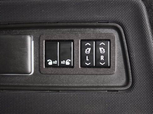 Used 2023 Cadillac Escalade Sport w/ LPO, ONYX Package image 26