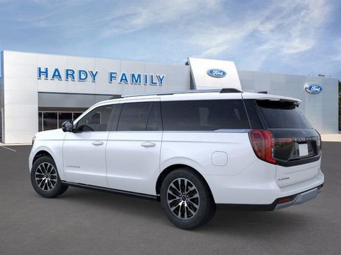 New 2025 Ford Expedition Max Platinum image 4