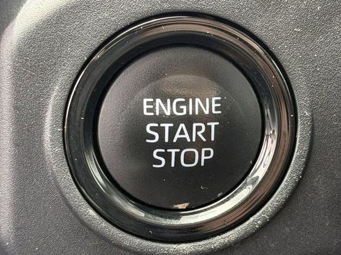 Used 2024 Toyota Tacoma SR RWD image 21