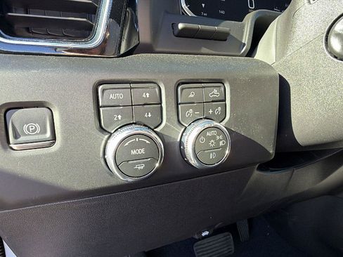 New 2026 GMC Sierra 1500 Denali w/ Denali Reserve Package image 17