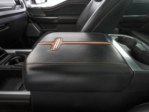 Used 2023 Ford F450 Platinum w/ FX4 Off-Road Package image 30