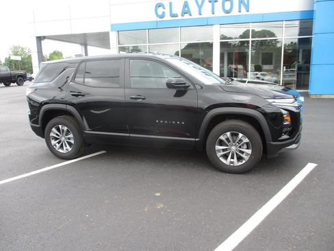 New 2026 Chevrolet Equinox LT w/ Convenience Package II image 19