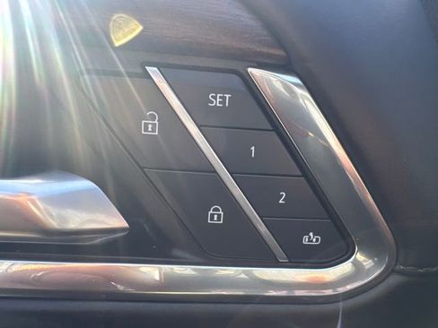 Used 2023 GMC Sierra 1500 Denali Ultimate image 30