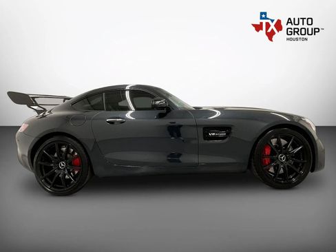 Used 2018 Mercedes-Benz AMG GT S w/ Exclusive Interior Package image 8