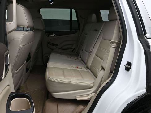 Used 2018 GMC Yukon Denali image 17