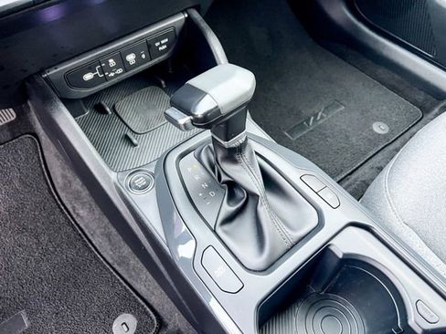 Certified 2025 Kia K4 EX image 17