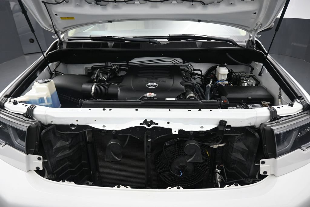 Used 2019 Toyota Sequoia Limited w/ Safety & Convenience Package AWD/4WD image 72
