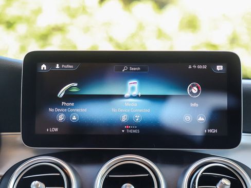 Used 2021 Mercedes-Benz GLC 300 image 15