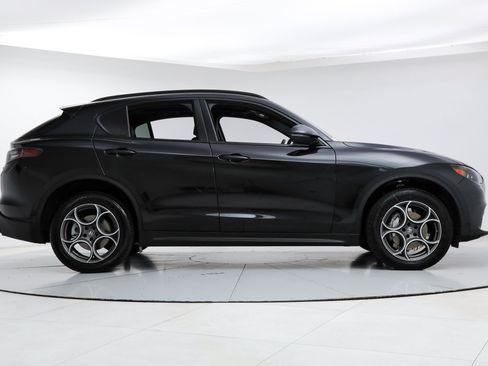Used 2026 Alfa Romeo Stelvio Sprint w/ Convenience Package AWD/4WD image 6