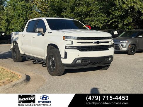 Used 2022 Chevrolet Silverado 1500 RST w/ LPO, Blackout Package AWD/4WD image 1
