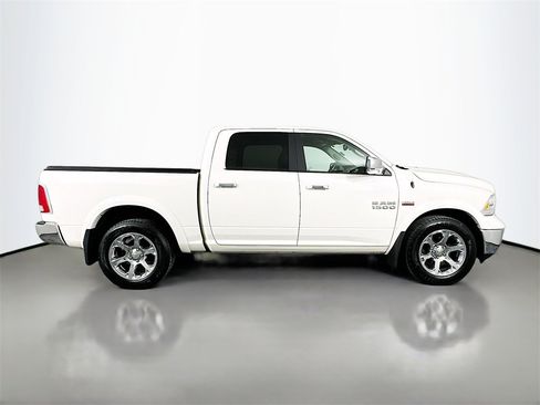 Used 2017 RAM 1500 Laramie w/ Convenience Group image 8