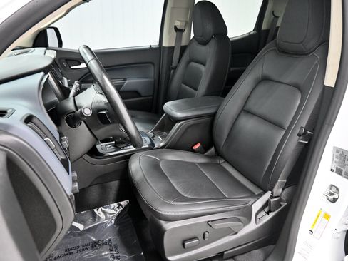 Used 2022 Chevrolet Colorado Z71 AWD/4WD image 6