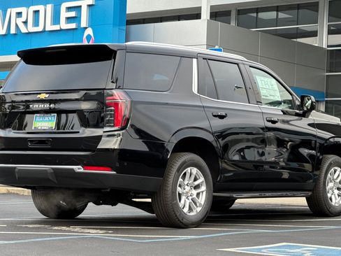 New 2026 Chevrolet Tahoe LS image 3