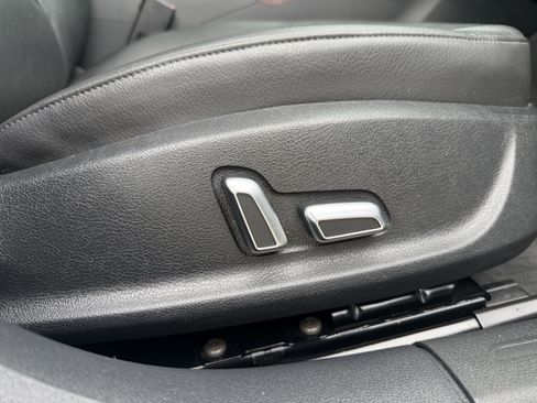 Used 2013 Audi A4 Premium Plus w/ Premium Plus Pkg image 25