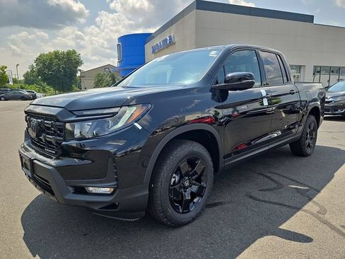 New 2026 Honda Ridgeline Black Edition image 3
