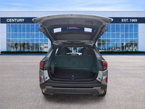 Used 2026 GMC Terrain Elevation w/ Elevation Premium Package FWD image 11