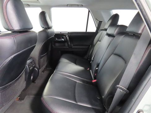 Used 2023 Toyota 4Runner TRD Off-Road Premium w/ Moonroof Package AWD/4WD image 32