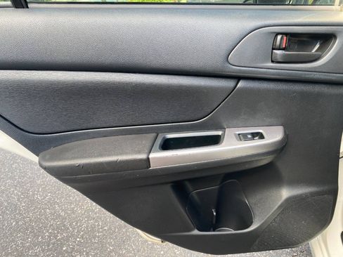 Used 2016 Subaru Impreza 2.0i AWD/4WD image 23