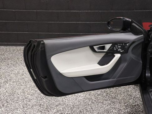 Used 2014 Jaguar F-TYPE S RWD image 33