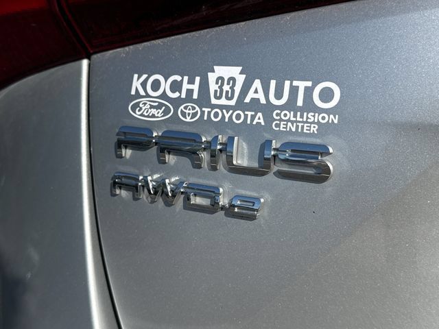 Certified 2021 Toyota Prius LE AWD/4WD image 18