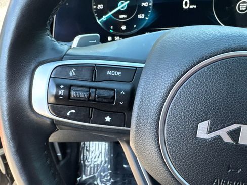 Used 2024 Kia Sportage SX Prestige image 25