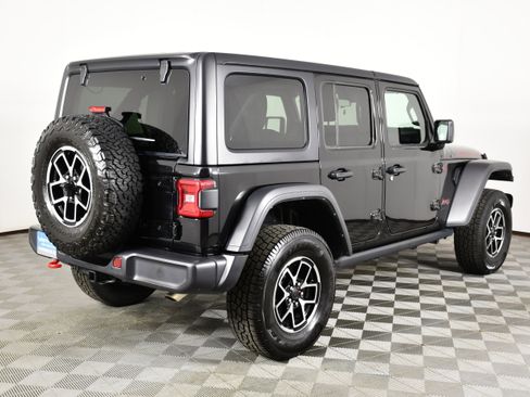 Used 2024 Jeep Wrangler Unlimited Rubicon image 6