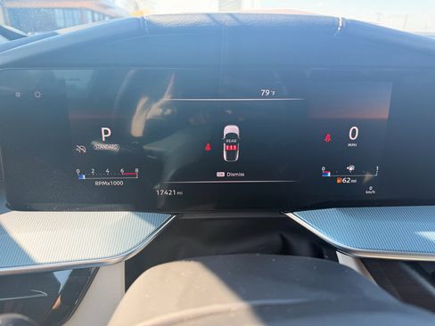 Used 2025 Nissan Murano SL image 10