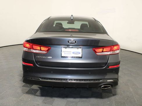 Used 2020 Kia Optima LX image 6
