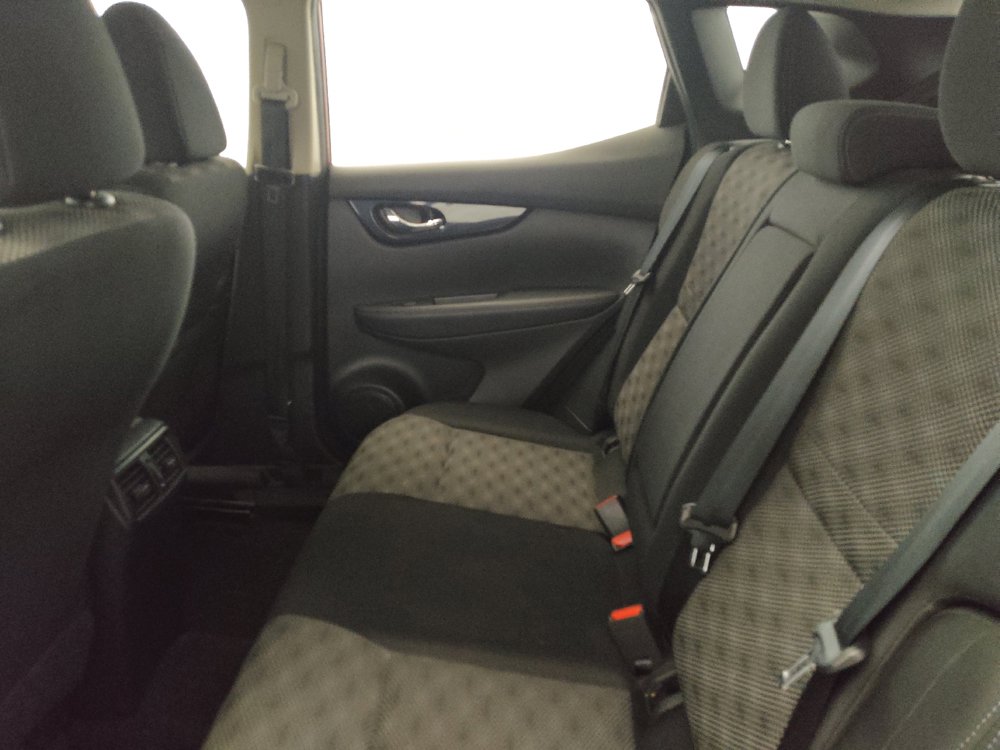 Used 2020 Nissan Rogue Sport SV AWD/4WD image 18