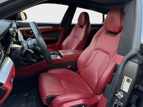Used 2022 Lamborghini Urus AWD/4WD image 10