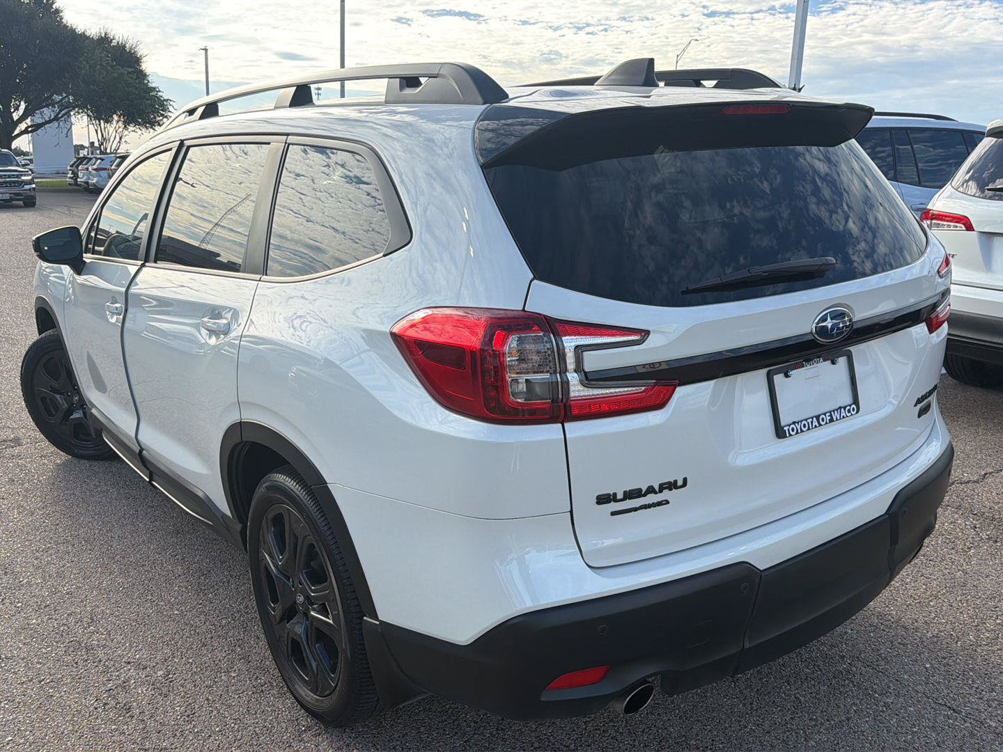 Used 2025 Subaru Ascent Onyx Edition AWD/4WD image 5