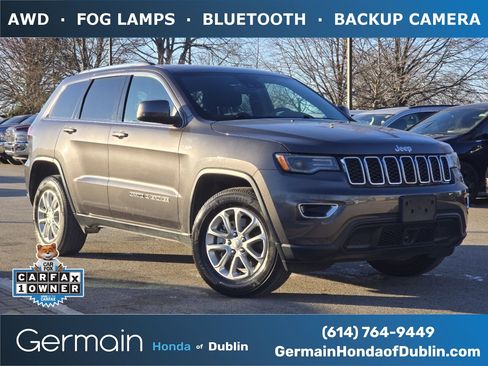 Used 2021 Jeep Grand Cherokee Laredo image 1