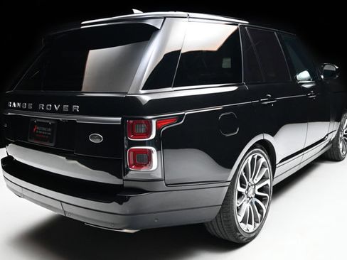 Used 2019 Land Rover Range Rover Supercharged AWD/4WD image 23