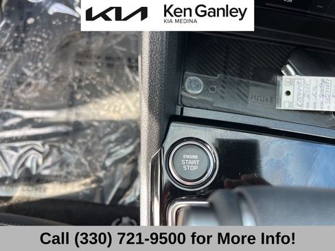 Certified 2025 Kia Sportage EX w/ Premium Package image 38