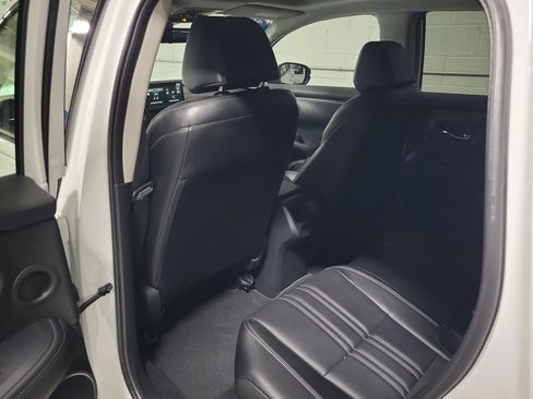 Certified 2026 Honda HR-V EX-L image 10