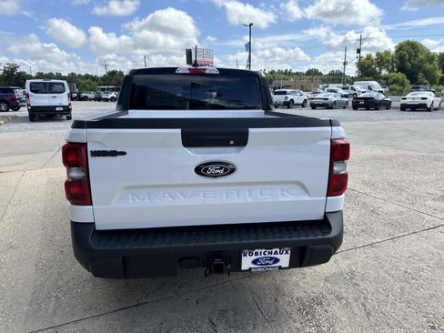 New 2025 Ford Maverick XLT w/ XLT Luxury Package image 5