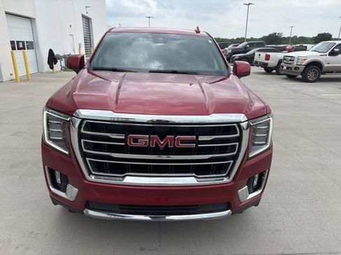 Used 2023 GMC Yukon SLT w/ SLT Premium Package AWD/4WD image 8