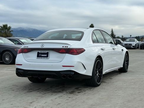 New 2026 Mercedes-Benz E 53 AMG e 4MATIC Sedan image 11