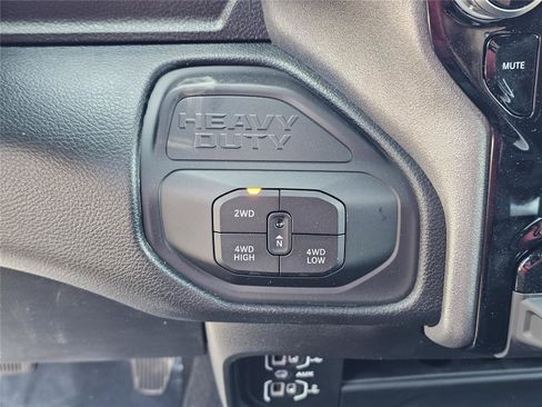 New 2026 RAM 2500 Tradesman AWD/4WD image 26