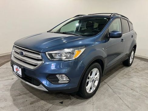 Used 2018 Ford Escape SE w/ SE Sync 3 Package image 5