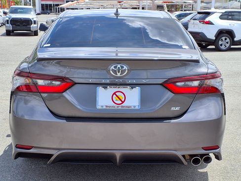 Used 2024 Toyota Camry SE FWD image 5