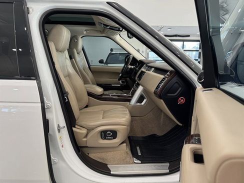 Used 2017 Land Rover Range Rover Supercharged image 9
