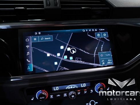 Used 2022 Audi Q3 2.0T Premium Plus w/ Premium Plus Package image 38