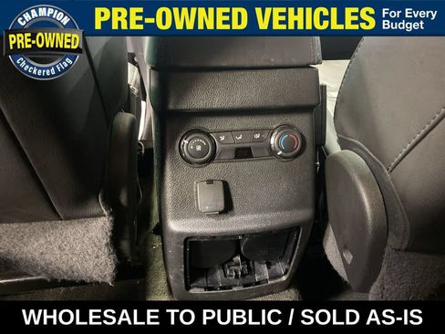 Used 2014 Ford Explorer XLT w/ Equipment Group 202A AWD/4WD image 22