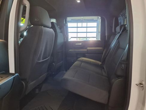 Used 2023 Chevrolet Silverado 2500 LT w/ Convenience Package image 14