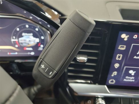 New 2026 GMC Sierra 1500 Elevation image 17