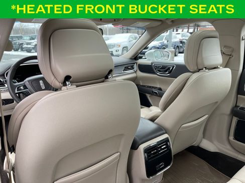 Used 2019 Lincoln Continental Select w/ Continental Climate Package image 14