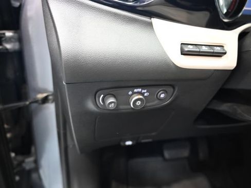Used 2020 Buick Encore GX Essence w/ Experience Buick Package AWD/4WD image 25