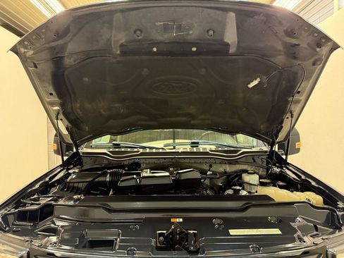 Used 2019 Ford F250 Lariat image 18